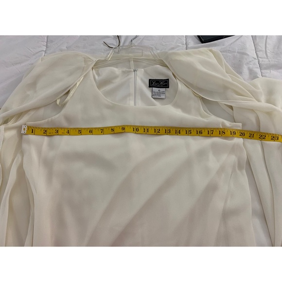 Lori Max white sheer dress with matching jacket - Picture 7 of 8